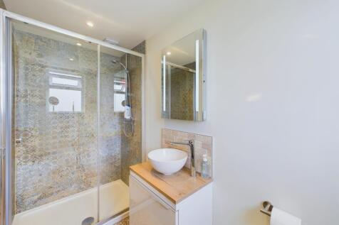 CAM02119G0-PR0237-STILL021