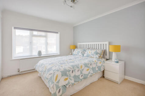 15 Greenside, SL8 5TW (LOW RES)-5