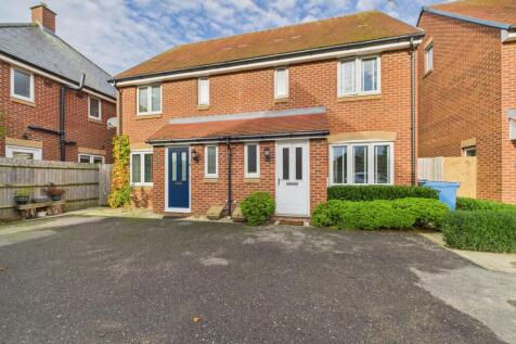 CAM02136G0-PR0487-STILL003