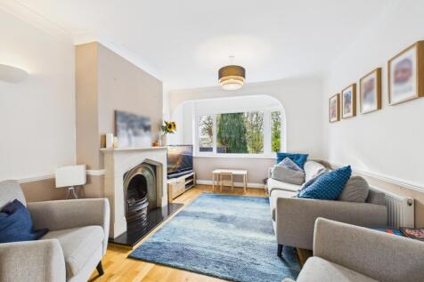 CAM02136G0-PR0491-STILL010 - Copy