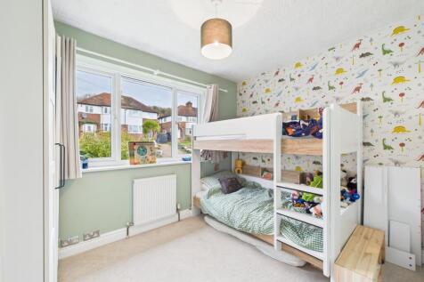 CAM02136G0-PR0491-STILL021