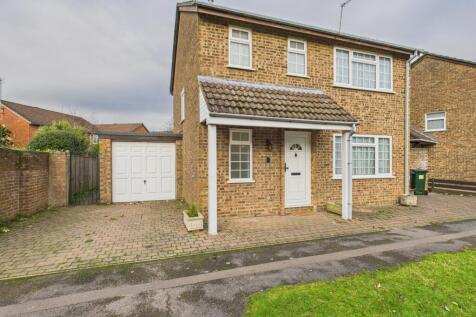 CAM02119G0-PR0490-STILL006