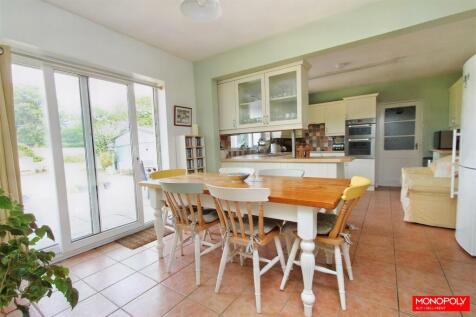 Kitchen Diner..jpg