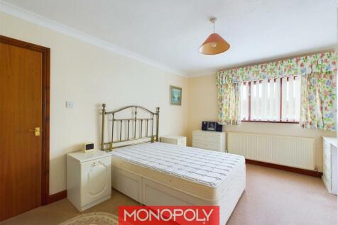 CAM01247G0-PR0148-STILL017.jpg