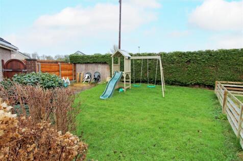 Rear Garden....JPG