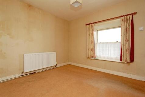 Bedroom 2..jpg