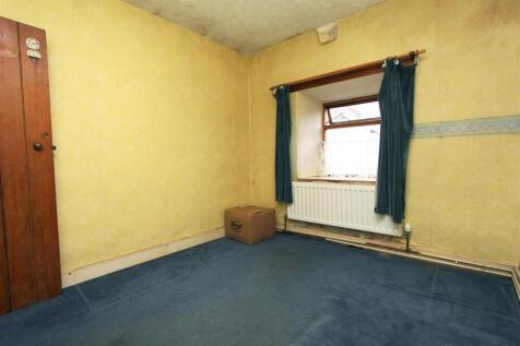 Bedroom 4.jpg