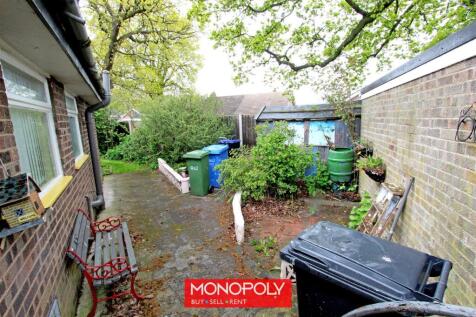Side Patio and Bin Store.jpg