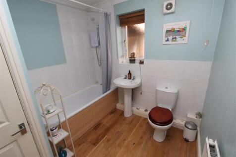 Downstairs Bathroom.JPG