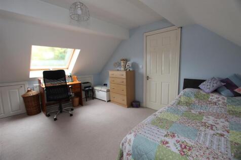 Bedroom 2...JPG