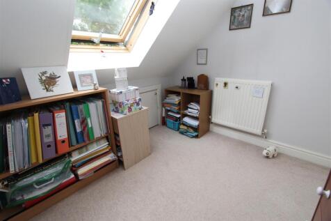 Bedroom 3.JPG
