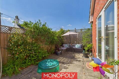 CAM01247G0-PR0221-STILL006.jpg