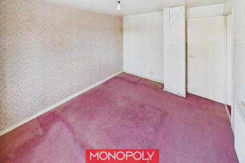 Master Bedroom..jpg
