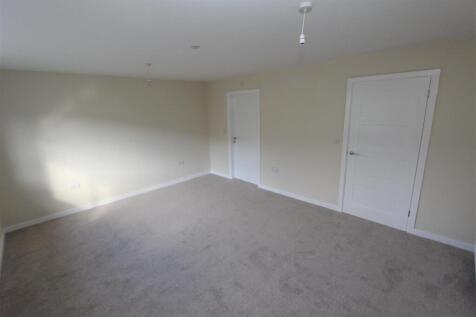 Master Bedroom.JPG