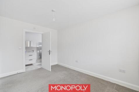 Master Bedroom &amp; En-Suite