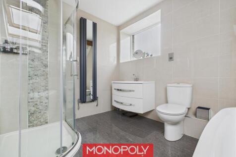 Master En-Suite