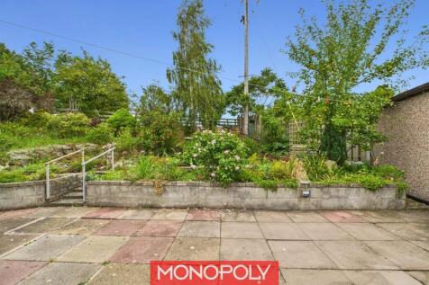CAM01247G0-PR0271-STILL004.jpg
