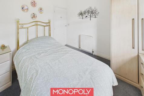 Bedroom 4.jpg