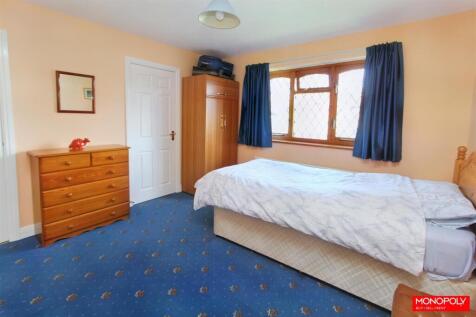 Master Bedroom. (1).jpg