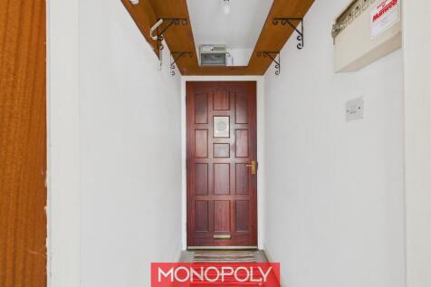 Access &amp; Entrance Hall