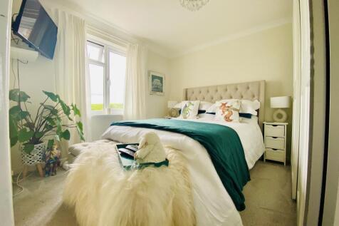 hillcrest bed 1 