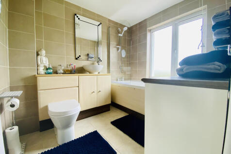 hillcrest bath 
