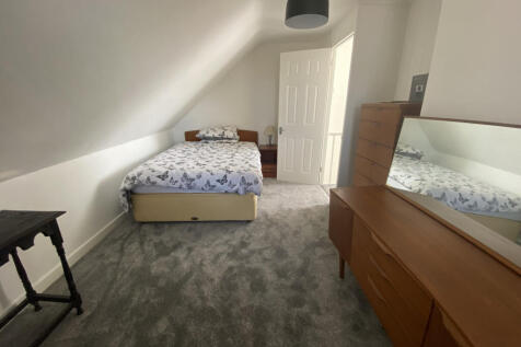 bed 3 87 clarence 