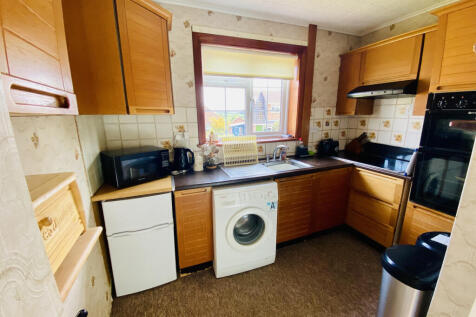 mariana kitchen 