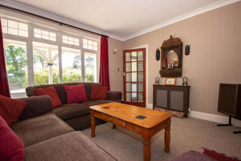 1 Lounge