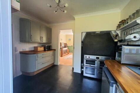 new kitchen lower 