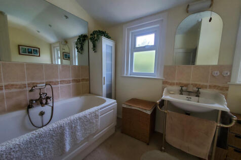 2 Bath