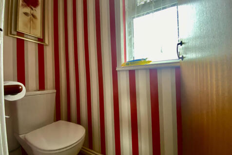 south bank toilet 