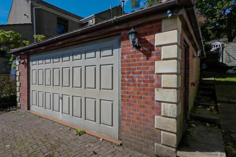 Double garage