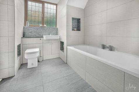 Bathroom/w.c.