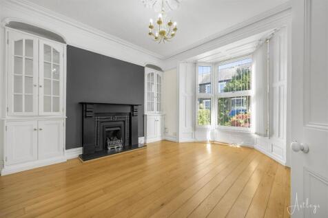 Front lounge