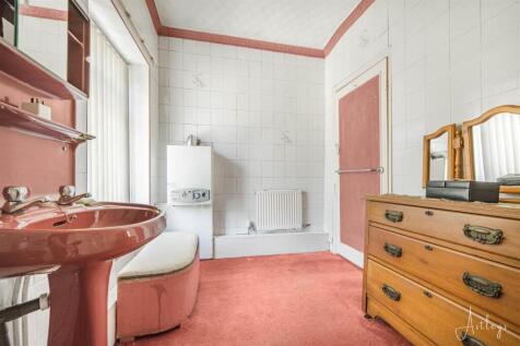 Bathroom/w.c.