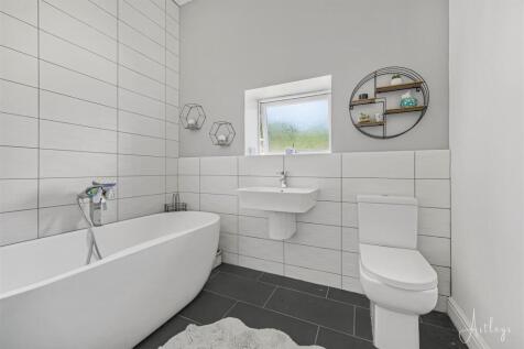 Bathroom/w.c.