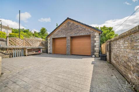 Double garage