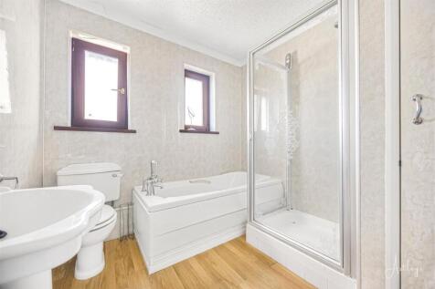 Bathroom/w.c.