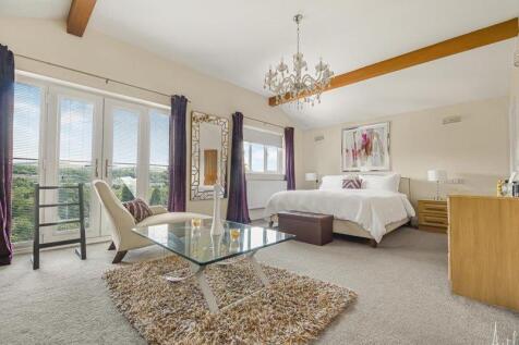 Main bedroom