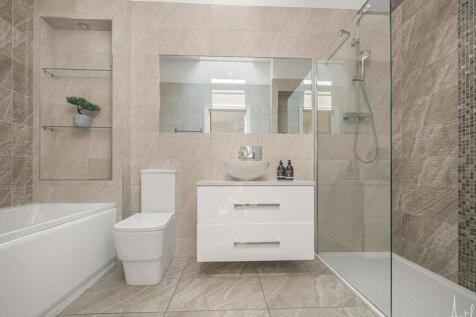 Family bathroom/w.c.
