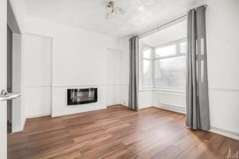 Open-plan lounge-dining room