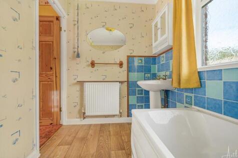 Bathroom/w.c.