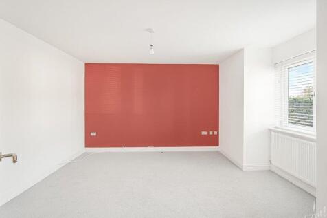 Playroom/bed 6