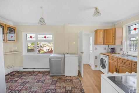 Kitchen/dining area