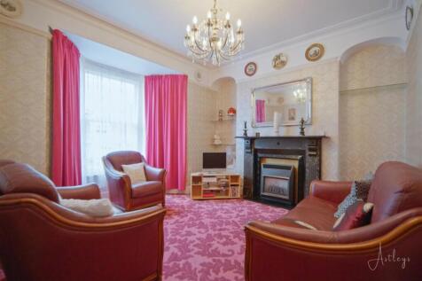 Front lounge