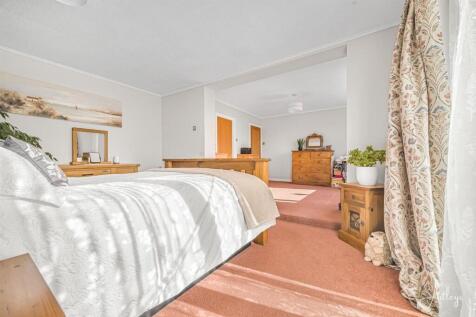 Main bedroom
