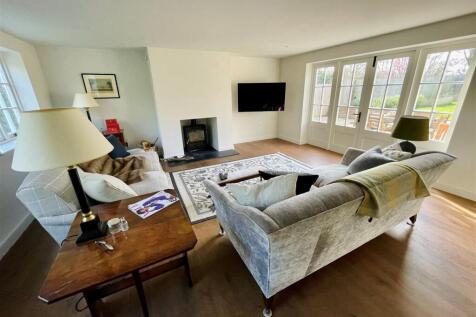 sitting room.jpg