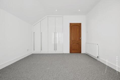 bed 1.jpg