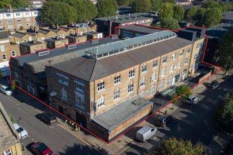 Bomb Factorylow3 outline.jpg